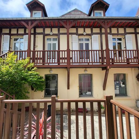 Chambres D'Hotes La Petite Salamandre Etretat Exterior photo